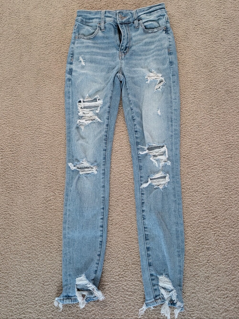 American Eagle Women's Light Wash Jeans